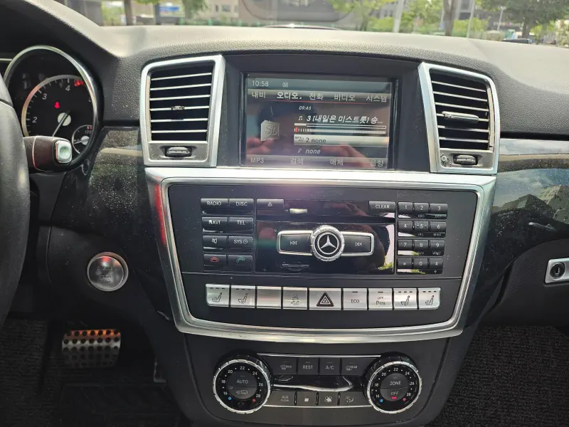 Mercedes-Benz M-class