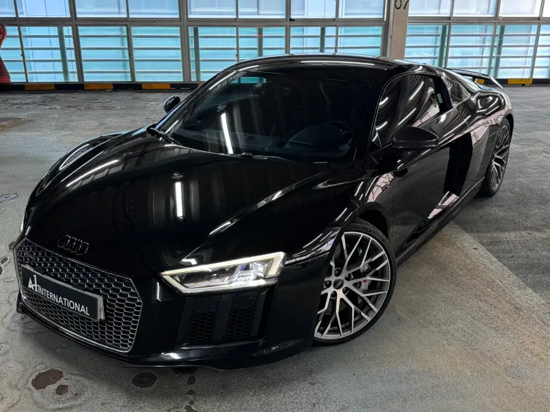 Audi R8