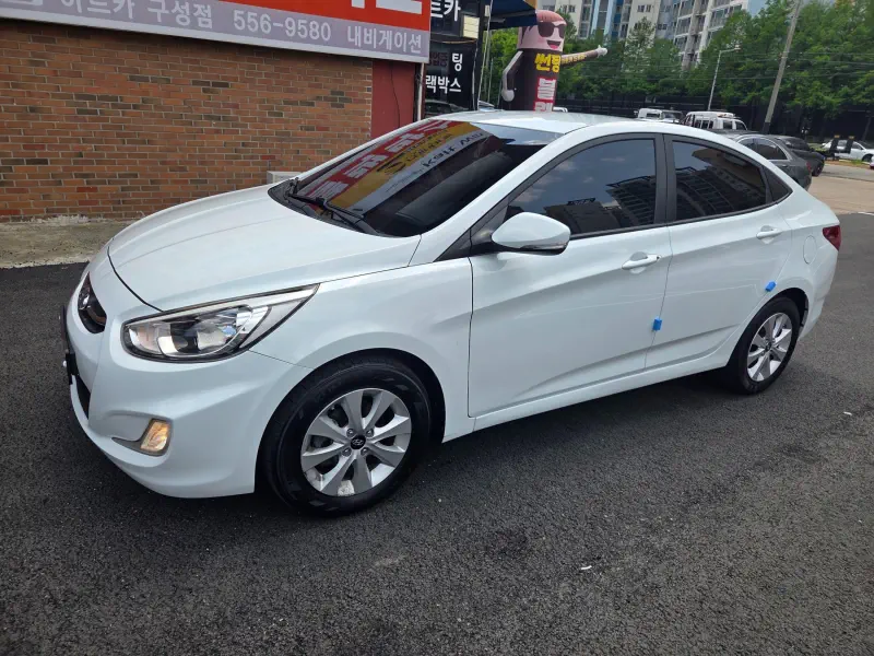 Hyundai Accent