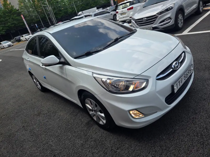 Hyundai Accent