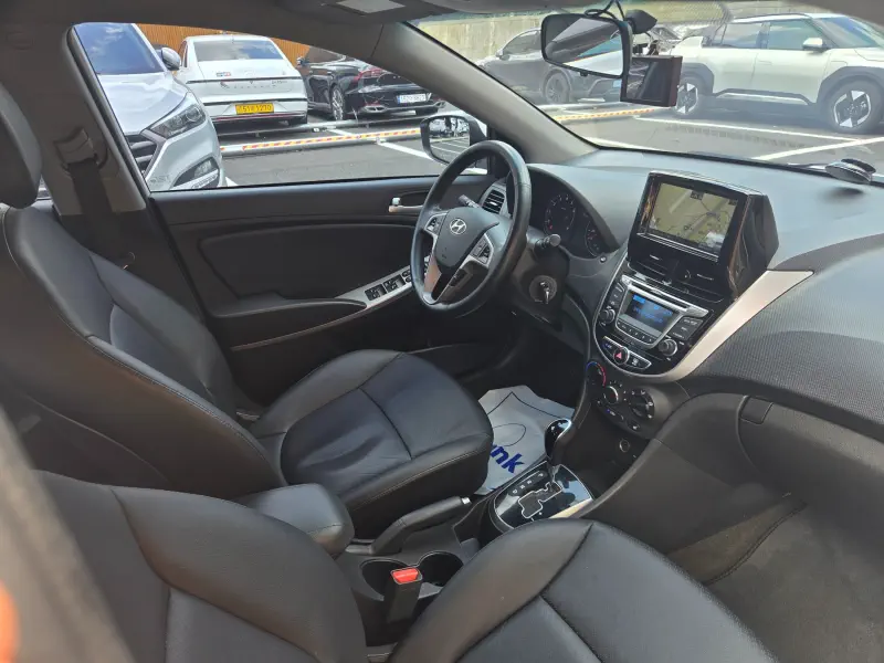 Hyundai Accent