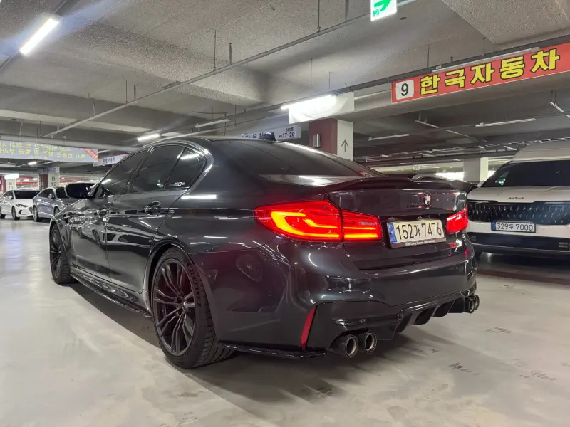 BMW M5