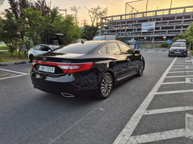 Hyundai Grandeur