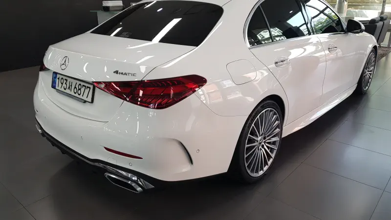 Mercedes-Benz C-Class