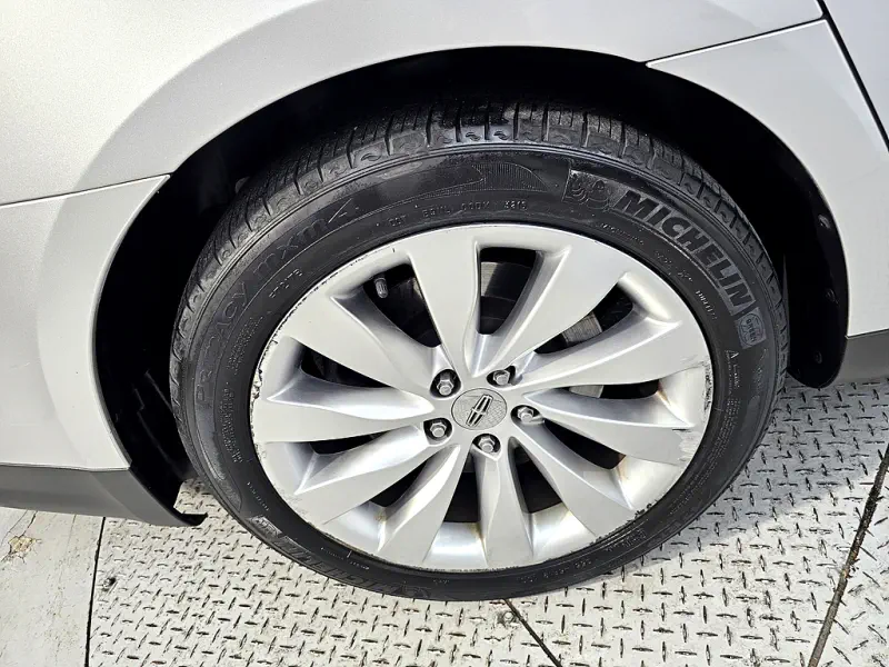 Lincoln MKS