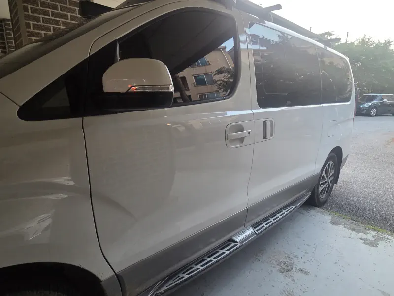 Hyundai Grand Starex