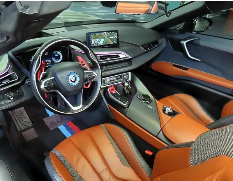 BMW i8