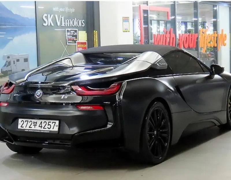 BMW i8