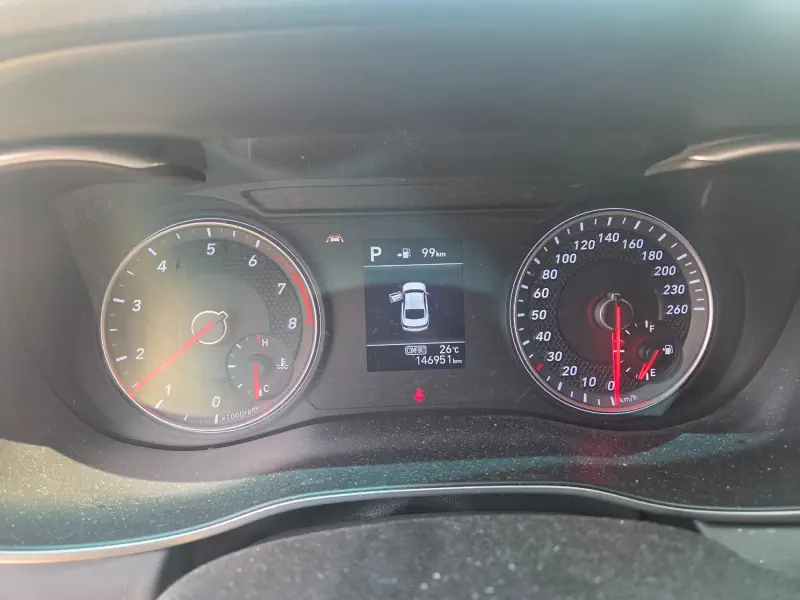 Genesis G70