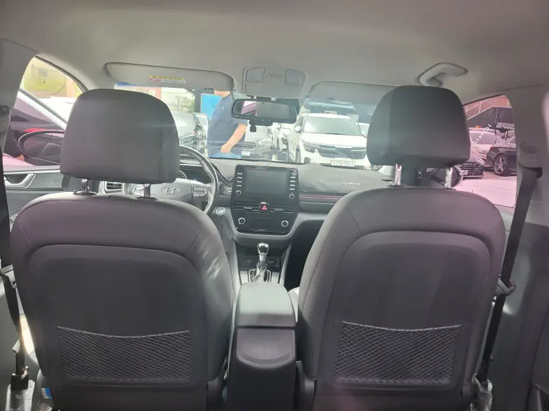 Hyundai Ioniq
