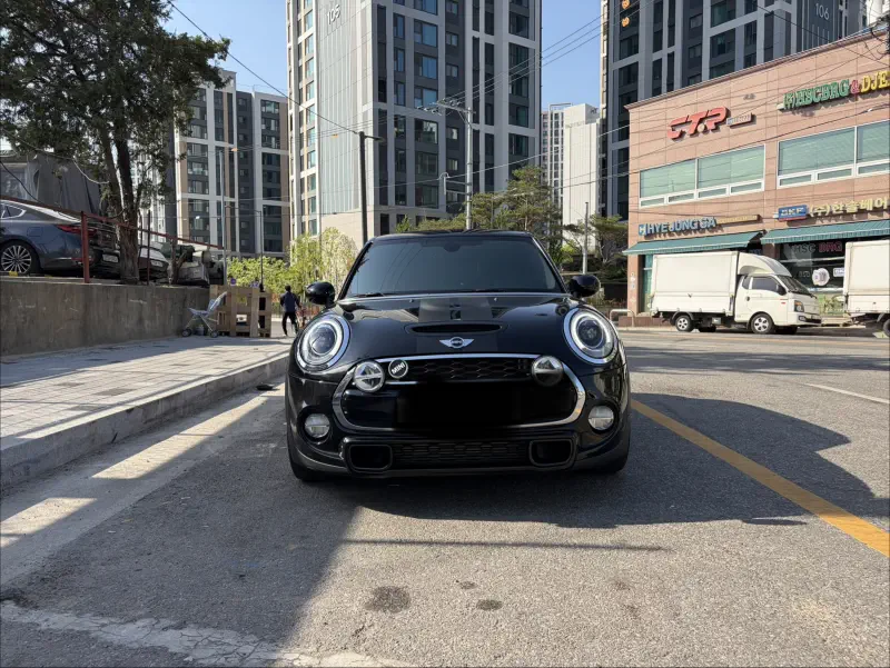 MINI Hatch