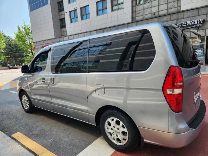 Hyundai Grand Starex