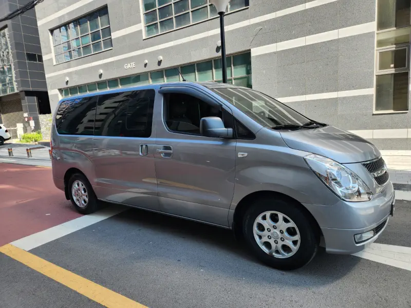 Hyundai Grand Starex