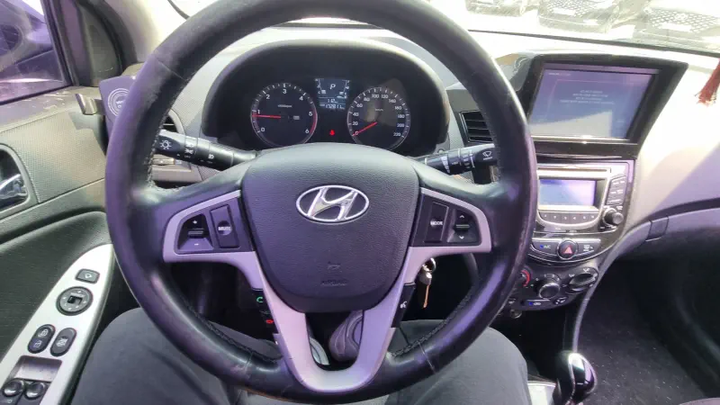 Hyundai Accent