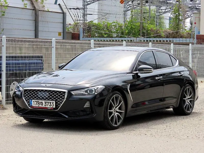 Genesis G70