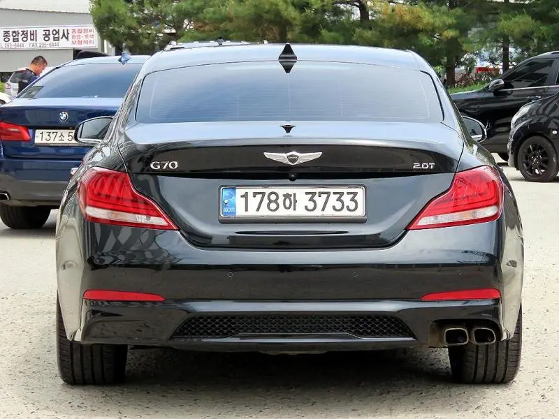 Genesis G70