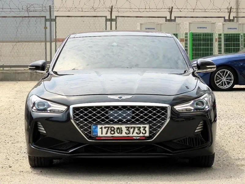 Genesis G70