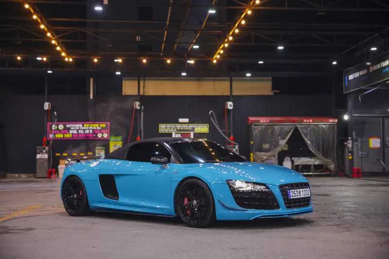 Audi R8