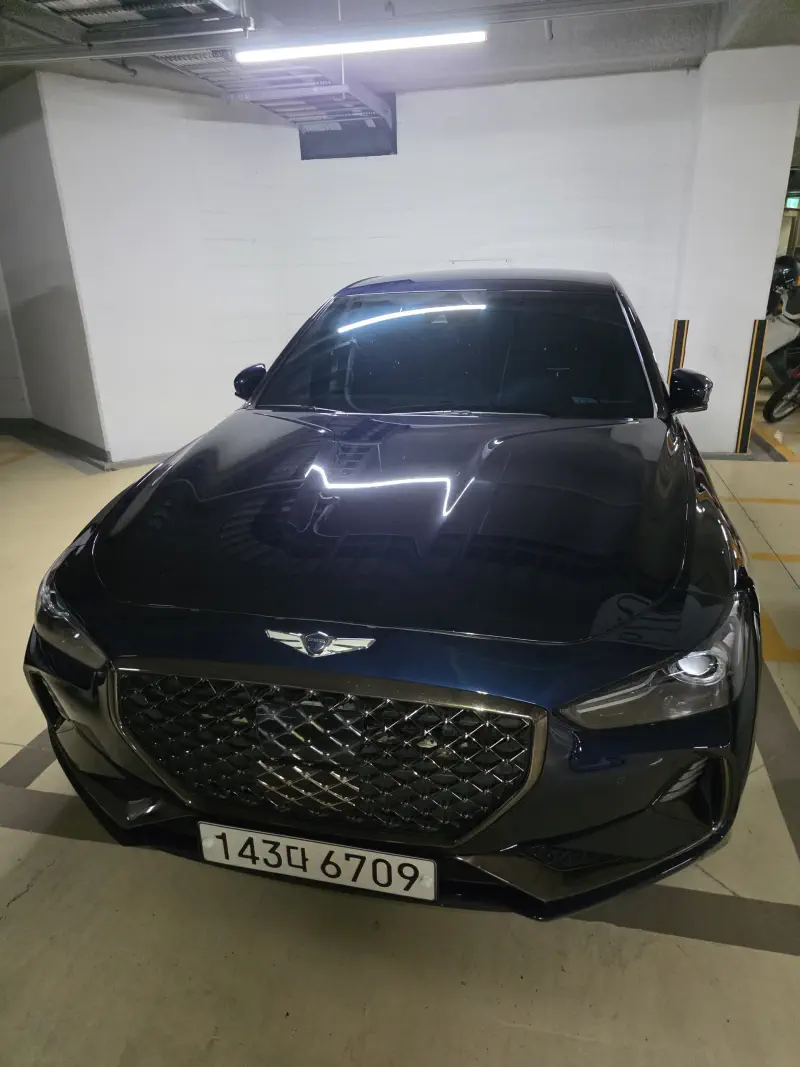 Genesis G70