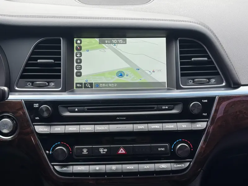 Hyundai Aslan