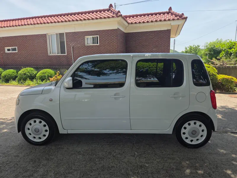 Daihatsu Mira
