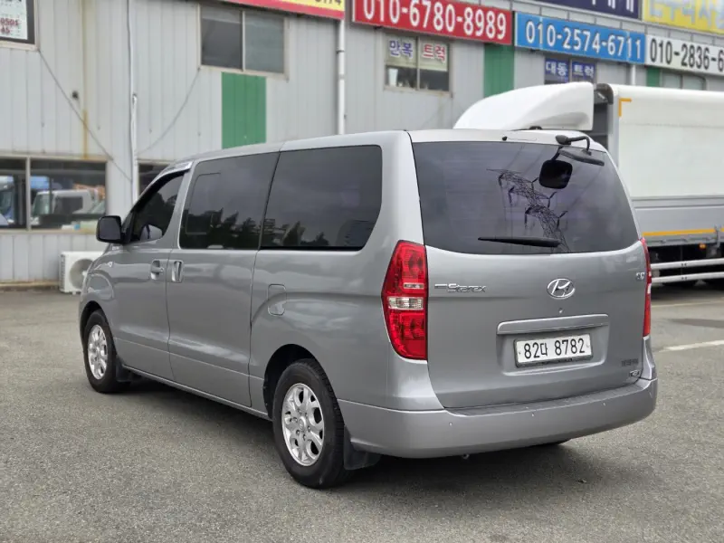 Hyundai Grand Starex