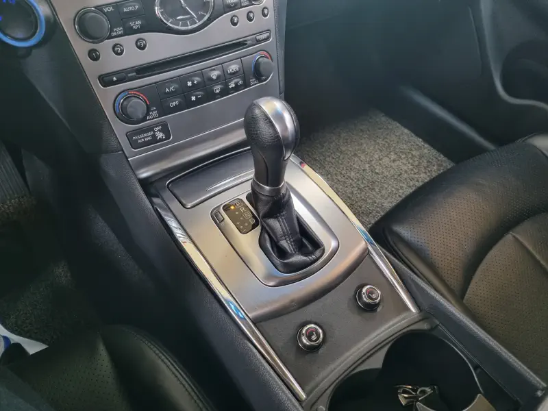 Infiniti G25