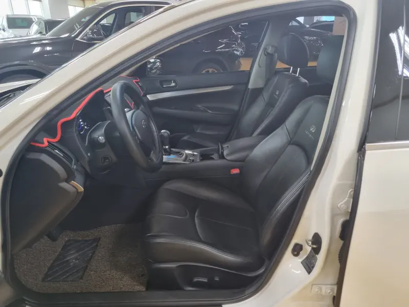 Infiniti G25