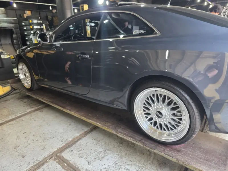 Audi S5
