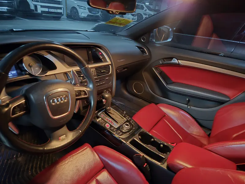 Audi S5
