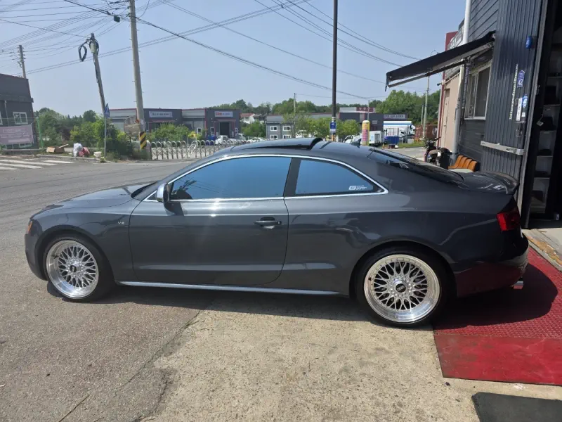 Audi S5