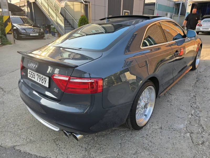 Audi S5