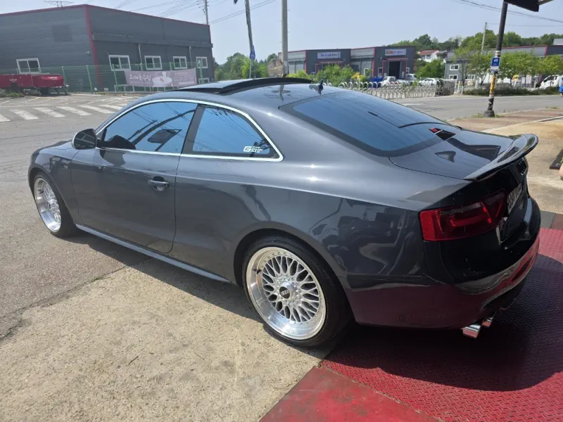 Audi S5