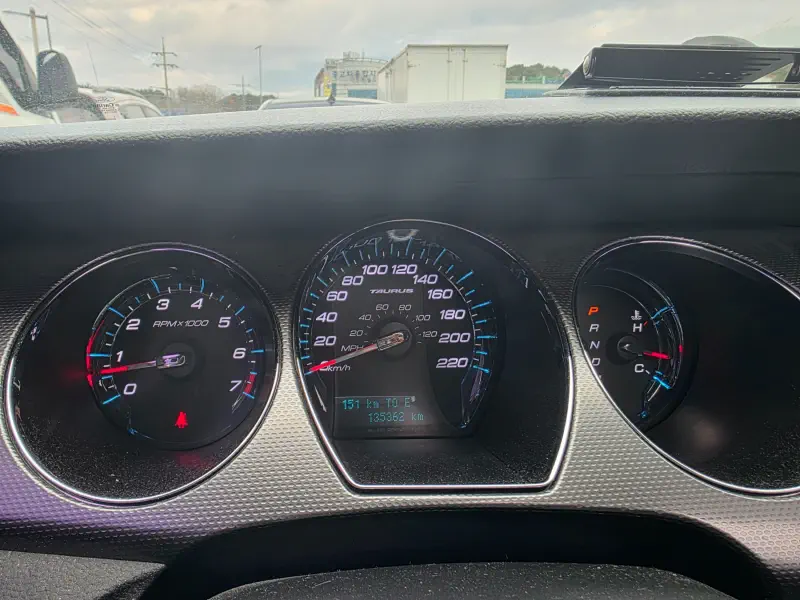 Ford Taurus