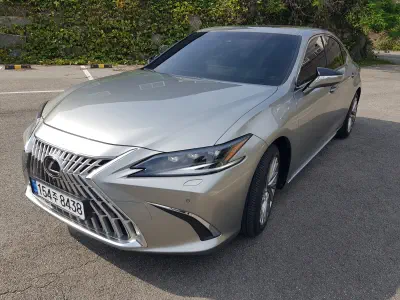 Lexus ES300h