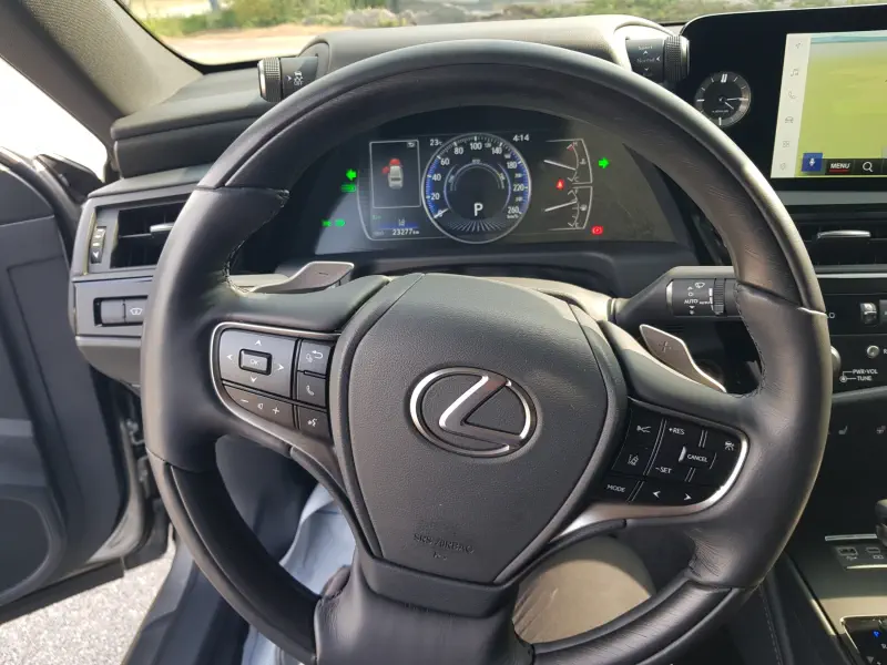 Lexus ES300h