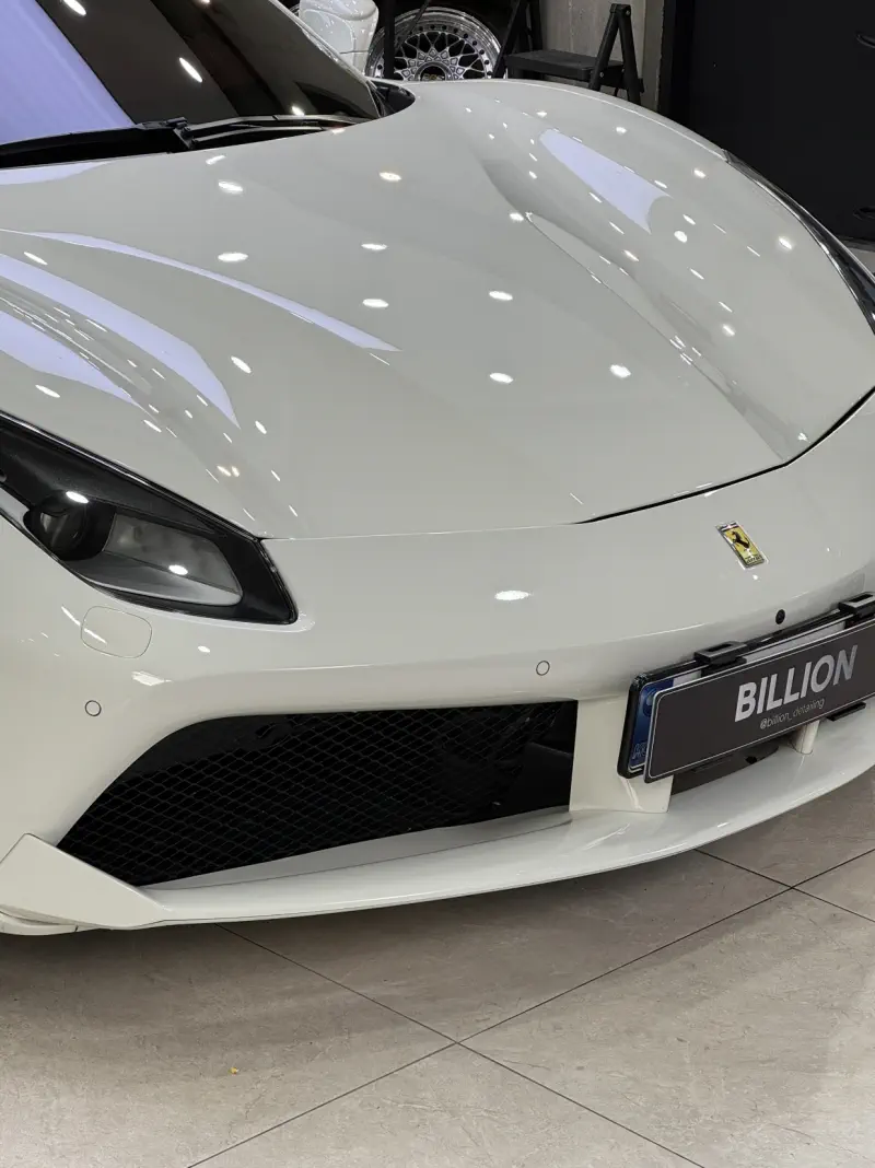 Ferrari 488
