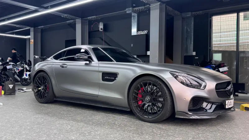 Mercedes-Benz AMG GT