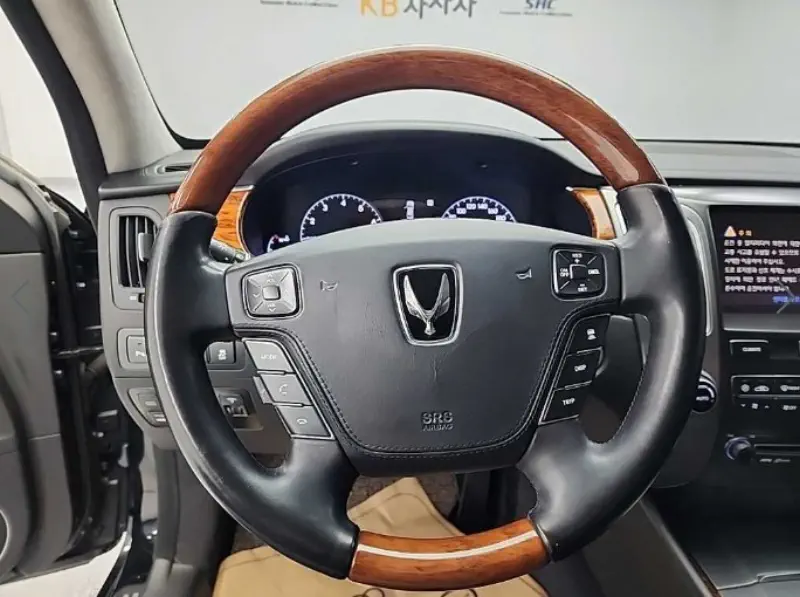 Hyundai Equus