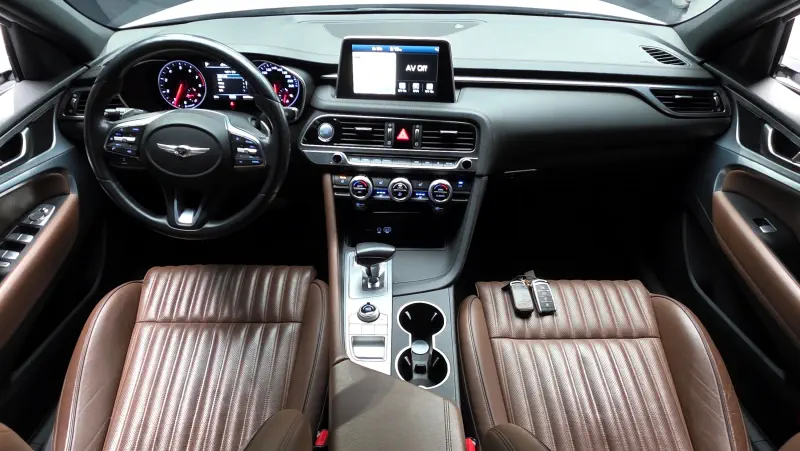 Genesis G70