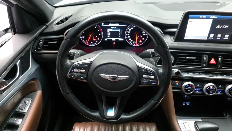 Genesis G70