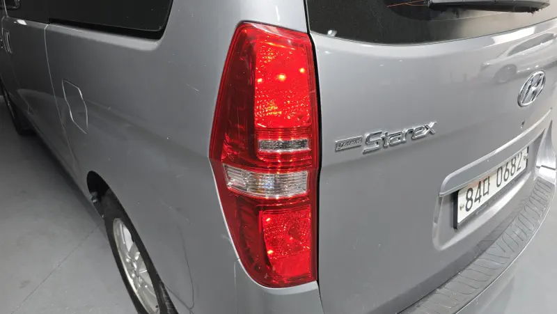 Hyundai Grand Starex