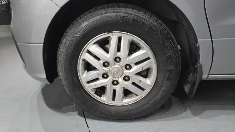 Hyundai Grand Starex