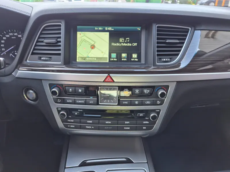Genesis G80