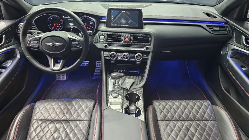 Genesis G70