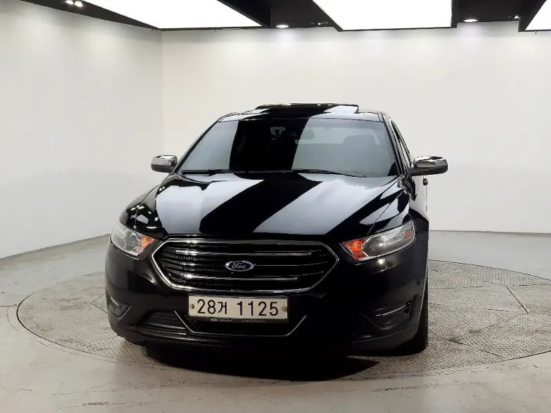 Ford Taurus