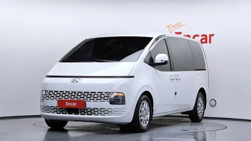 Hyundai Staria
