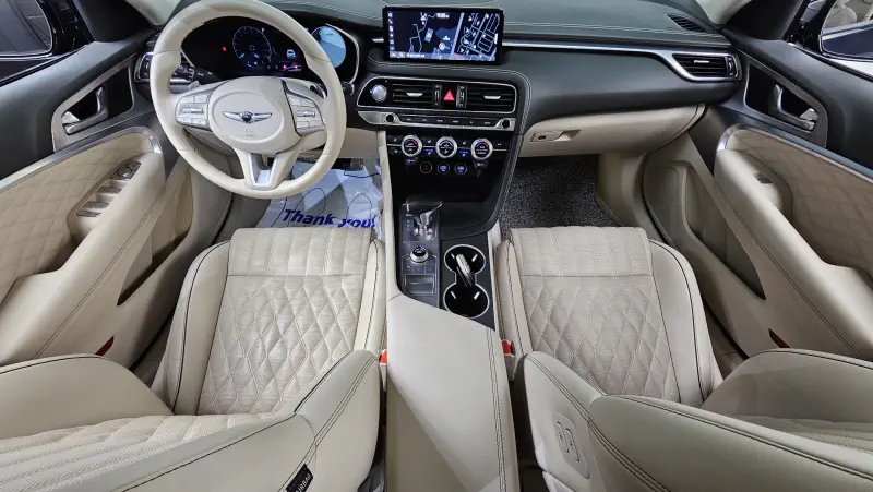 Genesis G70
