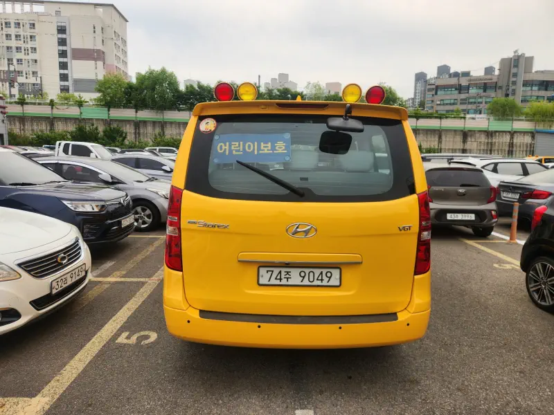 Hyundai Grand Starex