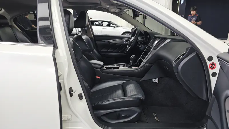 Infiniti Q50